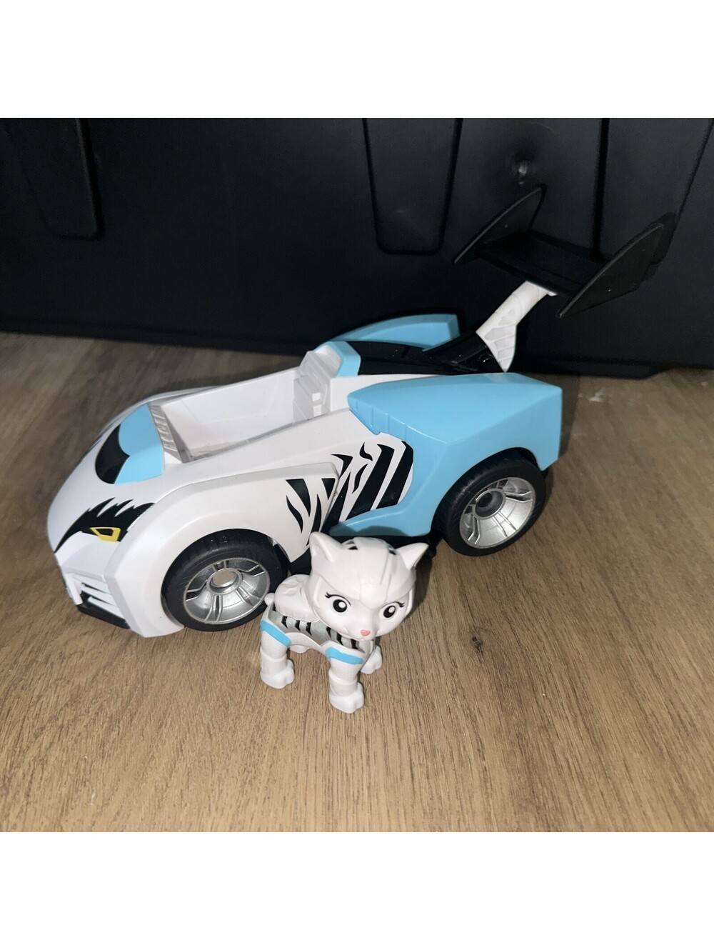 Paw Patrol Cat Pack Rory Deluxe Vehicle Car Figure Set Big Toy Spin Master Used